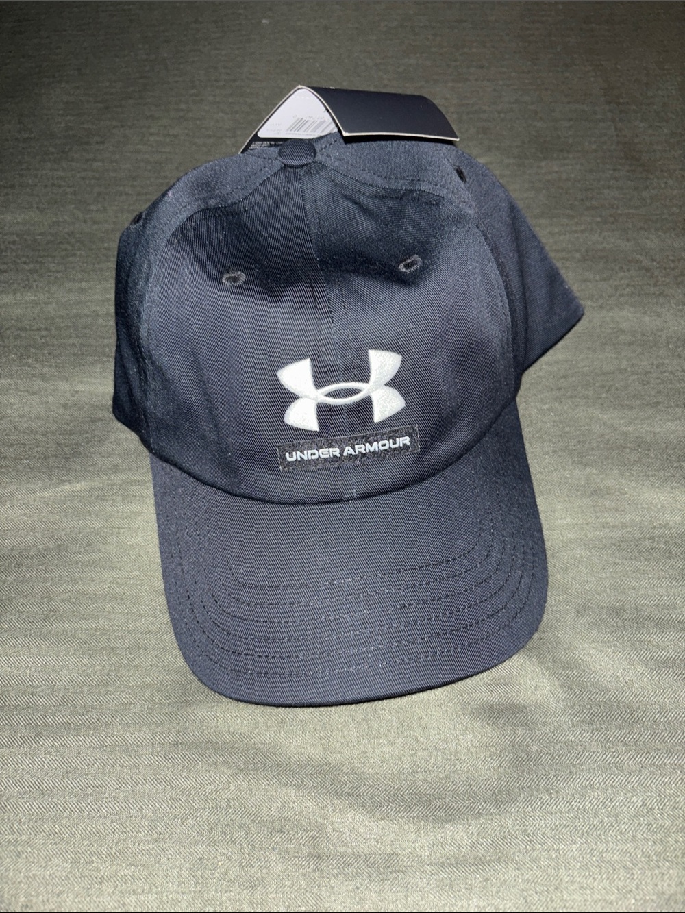 Under Armour mens black hat